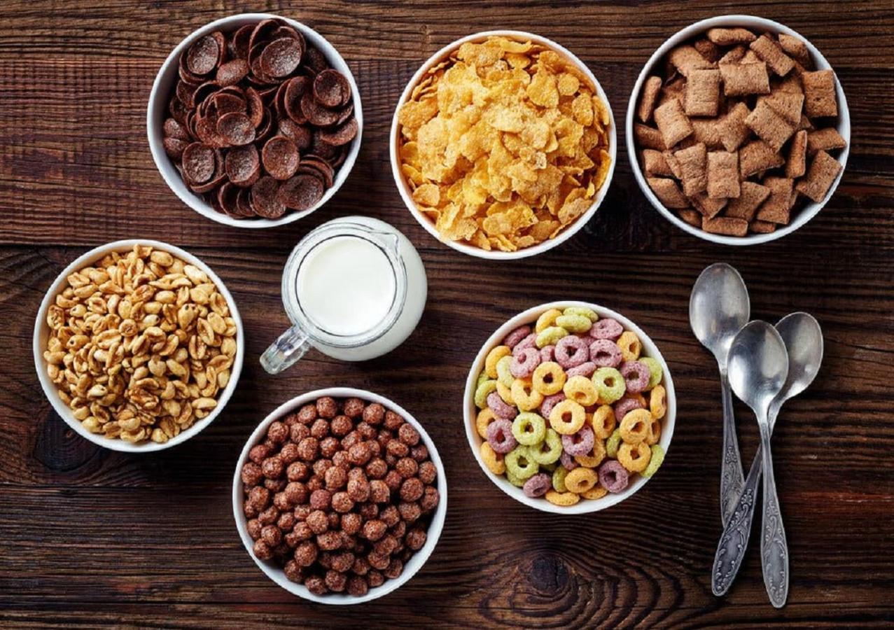 ホテル Phosphorion イスタンブール エクステリア 写真 Various breakfast cereals