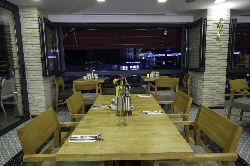 ホテル Phosphorion イスタンブール エクステリア 写真 Restaurant in Yerevan