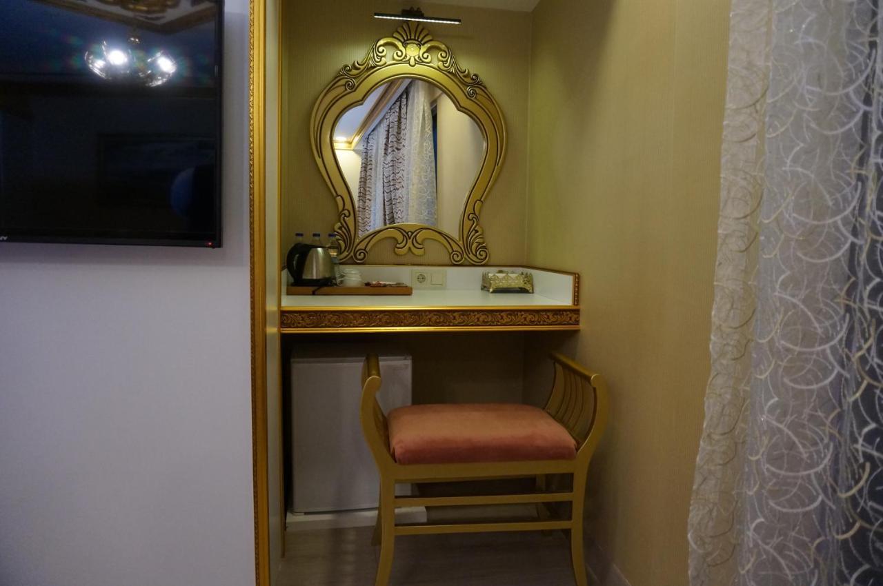 ホテル Phosphorion イスタンブール エクステリア 写真 A dressing table in a hotel room